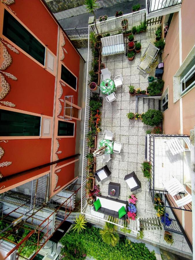 Hotel Alla Fontanella อาลัสซิโอ ภายนอก รูปภาพ