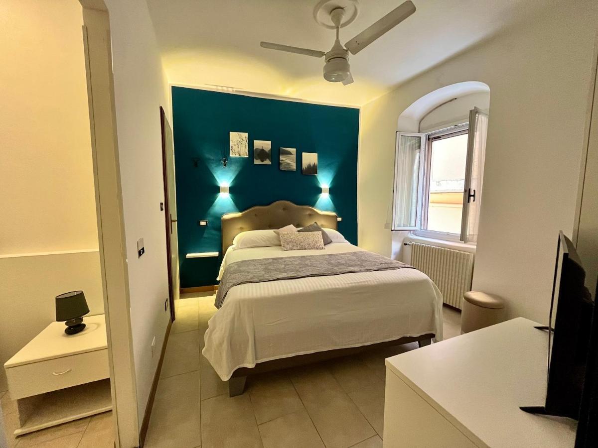 Hotel Alla Fontanella อาลัสซิโอ ห้อง รูปภาพ